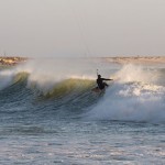 kitesurf dans les vagues à Oum Labouir-Dakhla